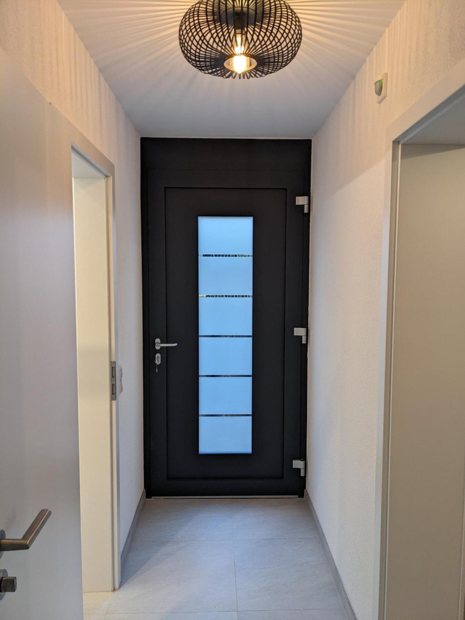 Modernes 1- Zimmer- Apartment Am Fusse Des Hohenstaufen Göppingen Dış mekan fotoğraf